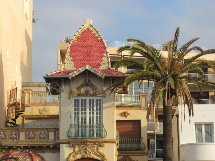 Nizza: Wer weiss, wo der &quot;Chapeau de Samourai&quot; der Villa Colin-Huovila ist? [Fotogalerie]