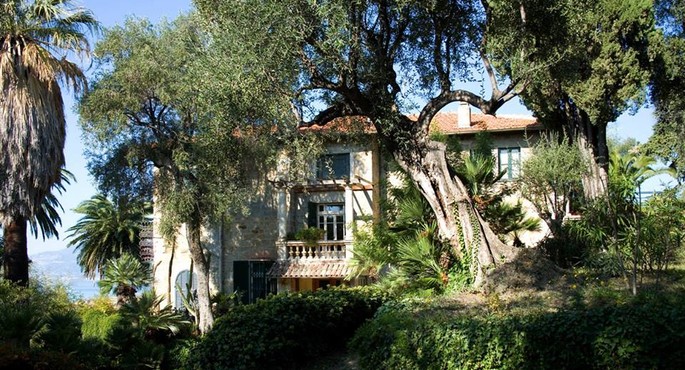 Ausflug:Villa von Pompeo Mariani in Bordighera