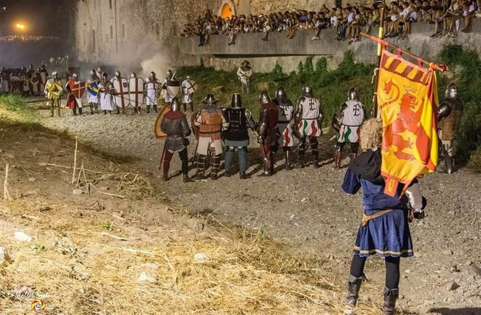 Credit Facebook site