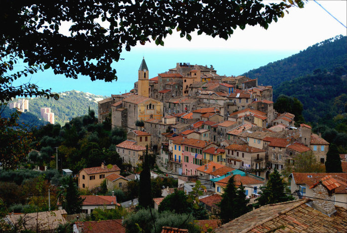 A twinning of two cities: Gorbio and Dolceacqua