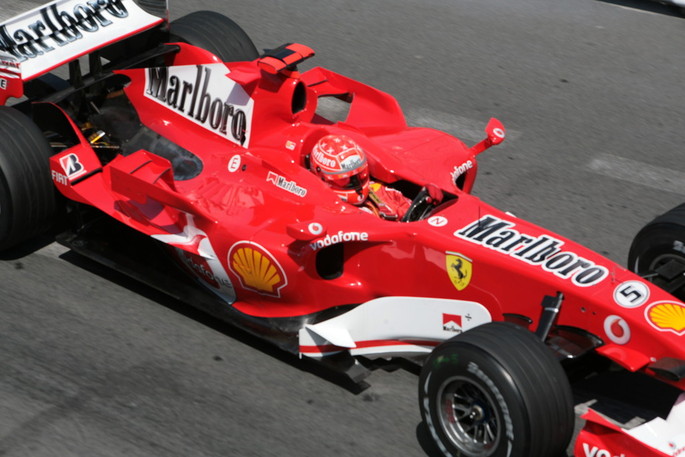 #Monaco hat bereits mit den Vorbereitungen für den F1 #GrandPrix begonnen[ TICKET SICHERN]