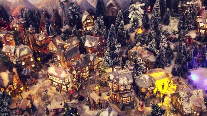You will find yourself immersed in a truly unique Christmas atmosphere in Finale Ligure's Christmas Village
