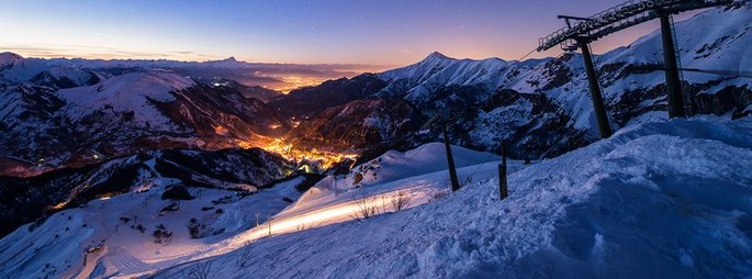 Enjoy skiing at Riserva Bianca and get there easily by train!