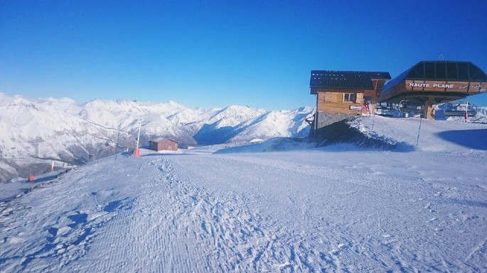 Kredit Facebook Seite Auron