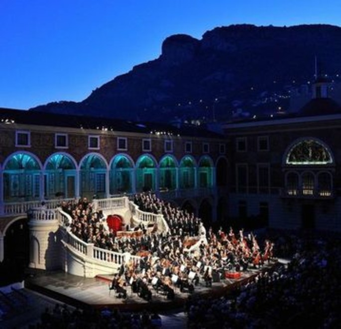 Monaco: Konzerte im Fürstenpalast [Video]