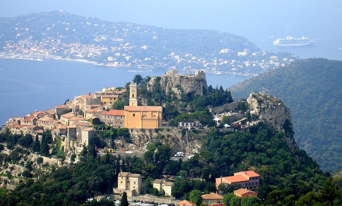 Eze viewed from Grand Corniche, credit Jimi magic