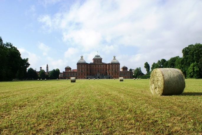 August im Schloss: Entdecken Sie das Schloss und Park von Racconigi [Video]