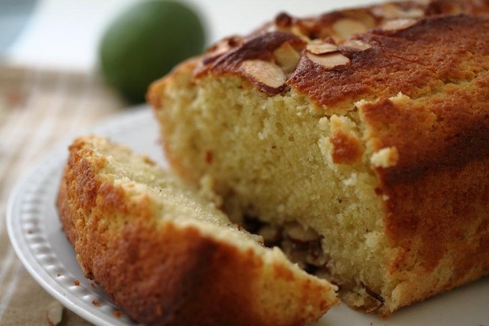 Recipe of the week: sweet mountain potatoes and almonds cake